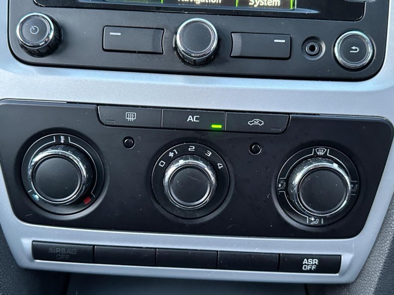 SKODA OCTAVIA