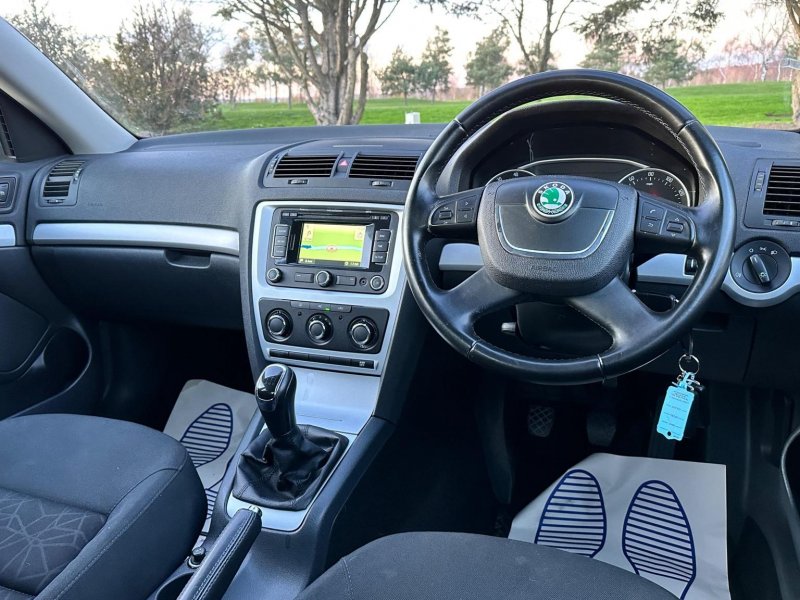 SKODA OCTAVIA