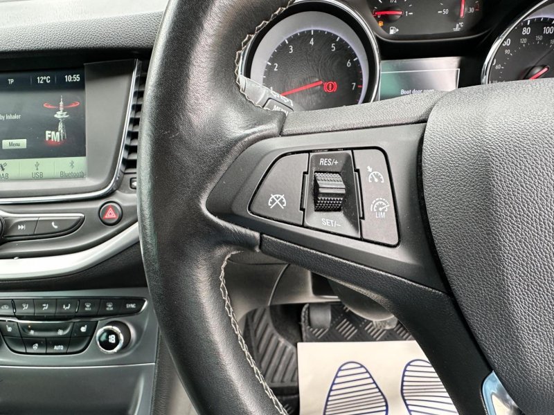 VAUXHALL ASTRA
