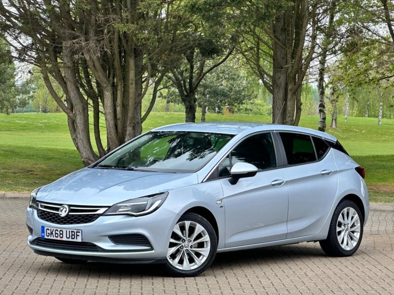 VAUXHALL ASTRA