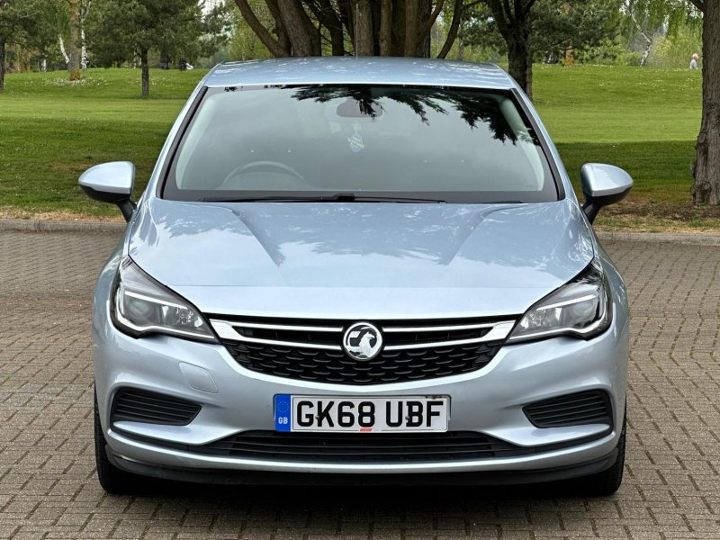 VAUXHALL ASTRA