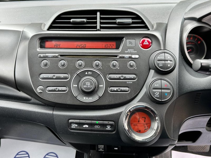 HONDA JAZZ