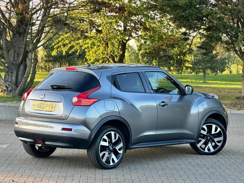 NISSAN JUKE