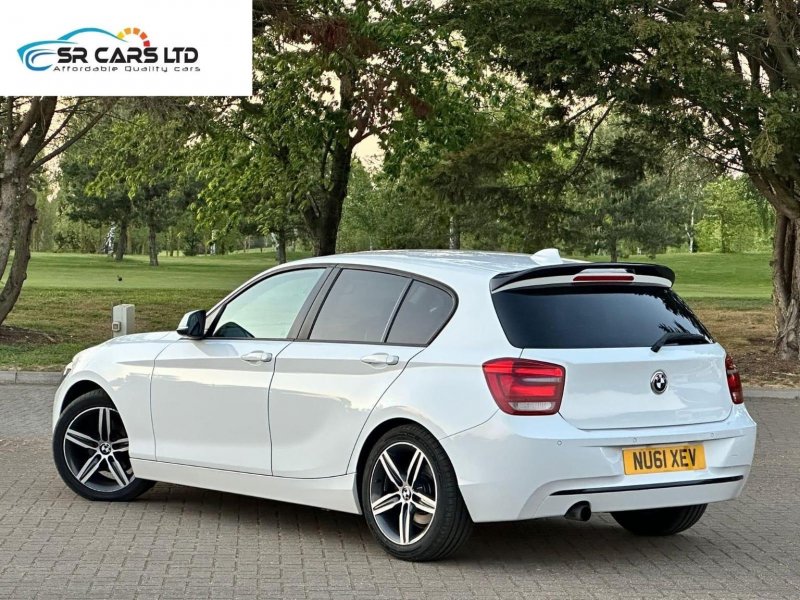 BMW 1 SERIES