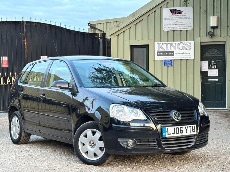 VOLKSWAGEN POLO 1.4 S 5dr